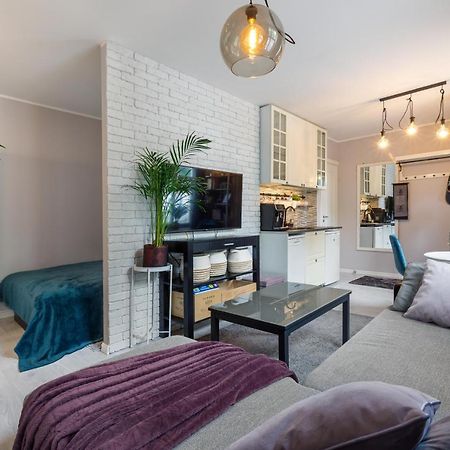 Riia Maantee Apartement Parnu Luaran gambar