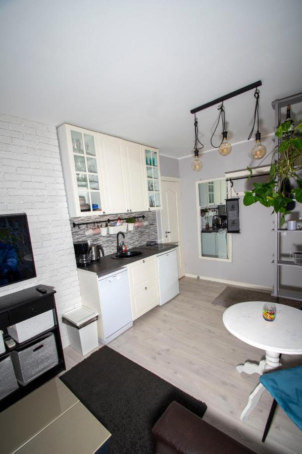 Riia Maantee Apartement Parnu Luaran gambar
