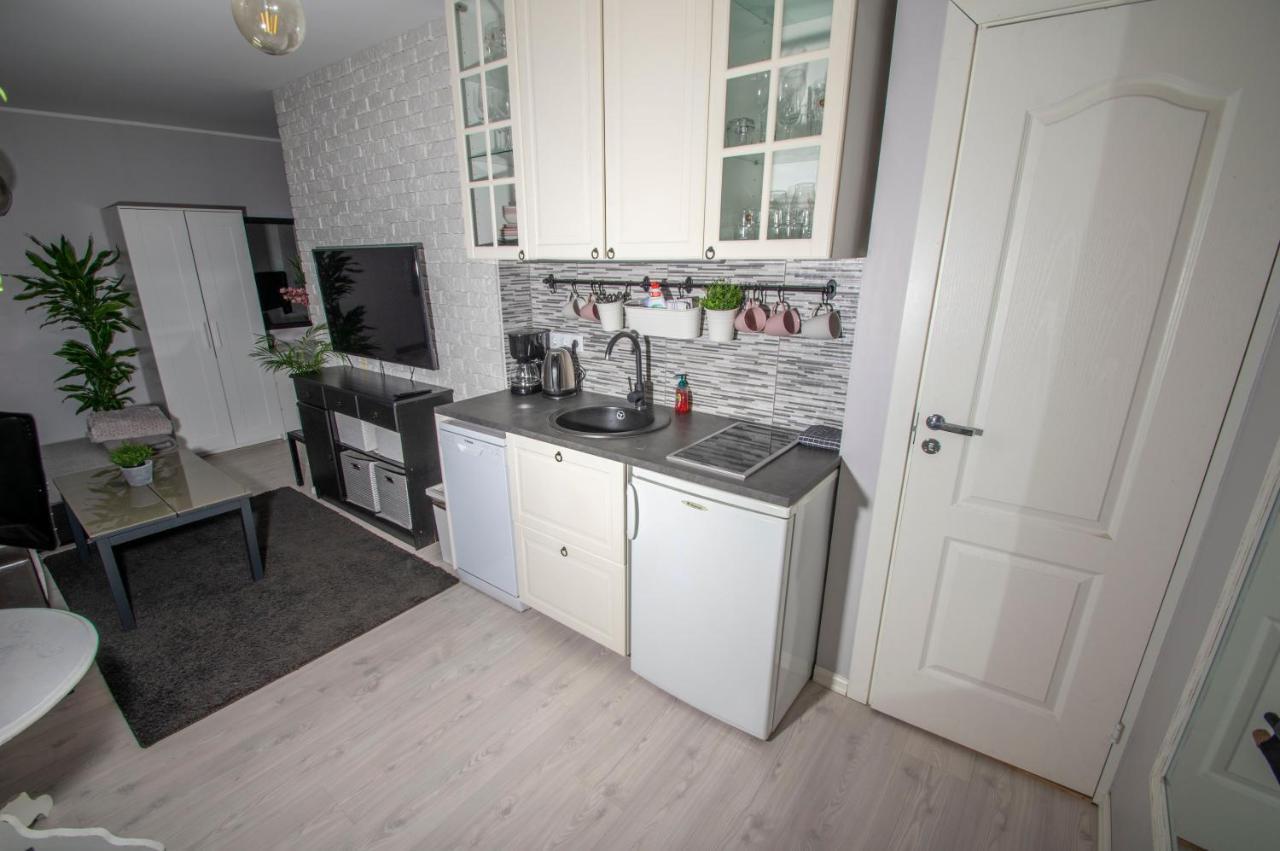 Riia Maantee Apartement Parnu Luaran gambar