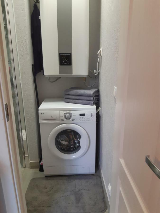 Riia Maantee Apartement Parnu Luaran gambar